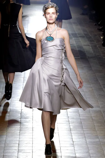 Look 52